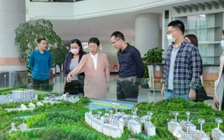 佛山鲲鹏现代农业研究院唐中林一行到世界杯官网交流