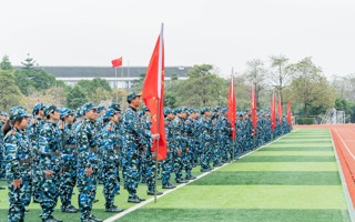 报告！已就位 | 世界杯官网2023级学生军训开营！