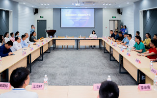 暨南大学佛山校友会与世界杯官网校友会联谊