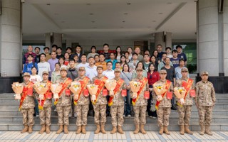 2026世界杯官方合作网站举行2025年上半年新兵入伍欢送大会