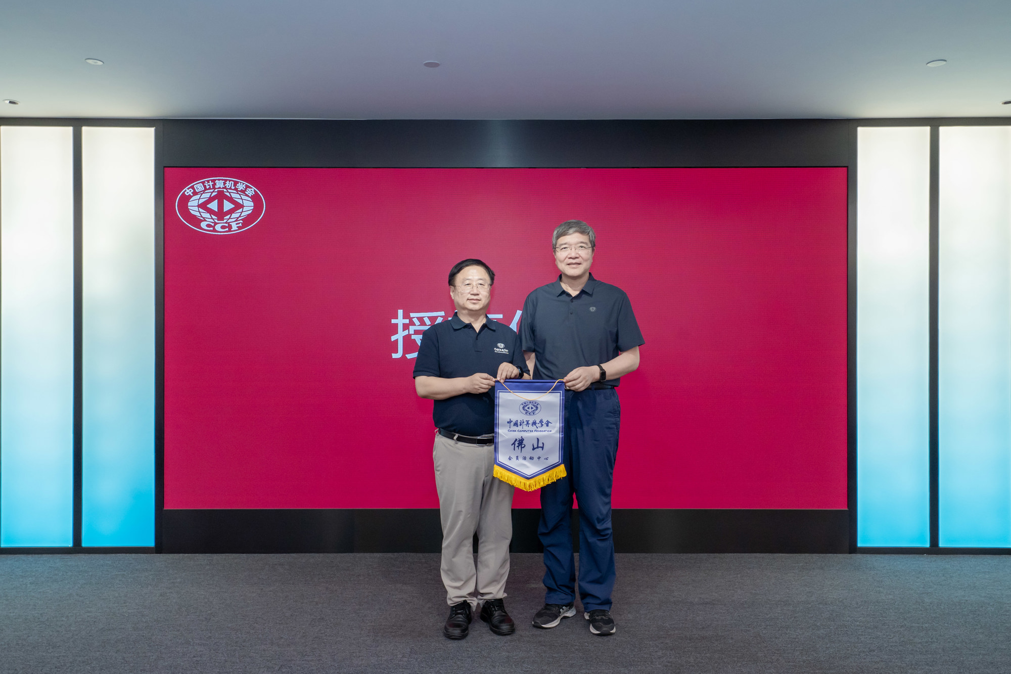 f5dd82105a99475792cdbc380fc74d34.jpg