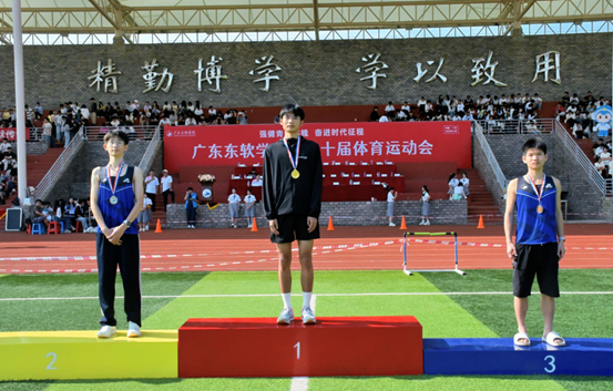 d696f0f6f5794441a36934eecab31ab3.png